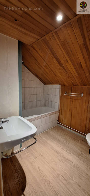 Appartement à ROCHEJEAN