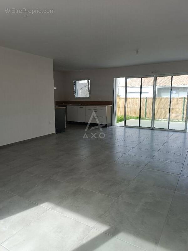 Maison à LES BROUZILS