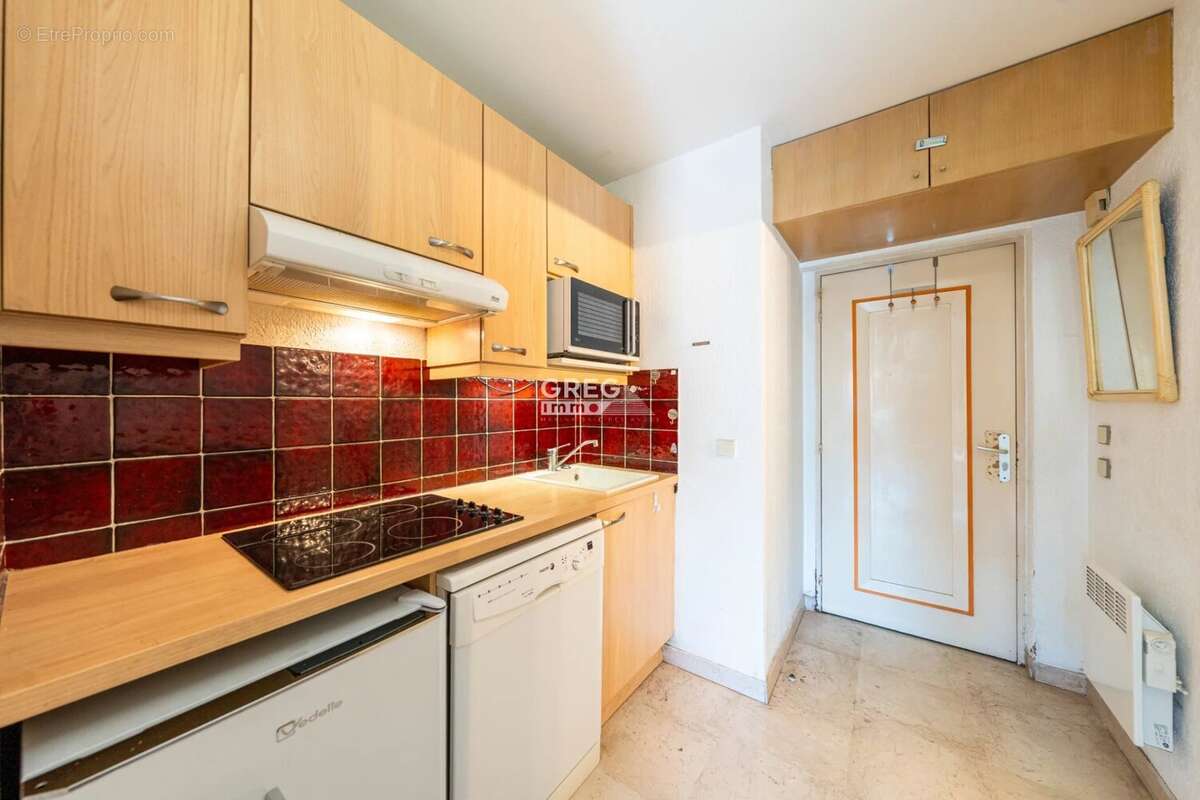 Appartement à VILLENEUVE-LOUBET