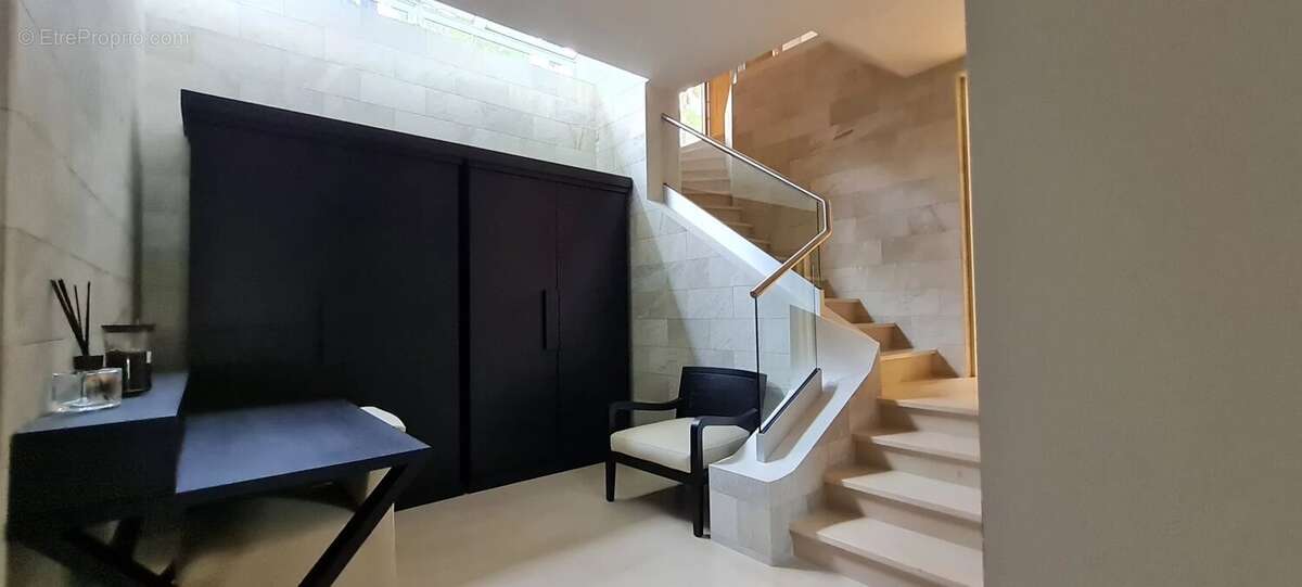 Maison à MOUGINS