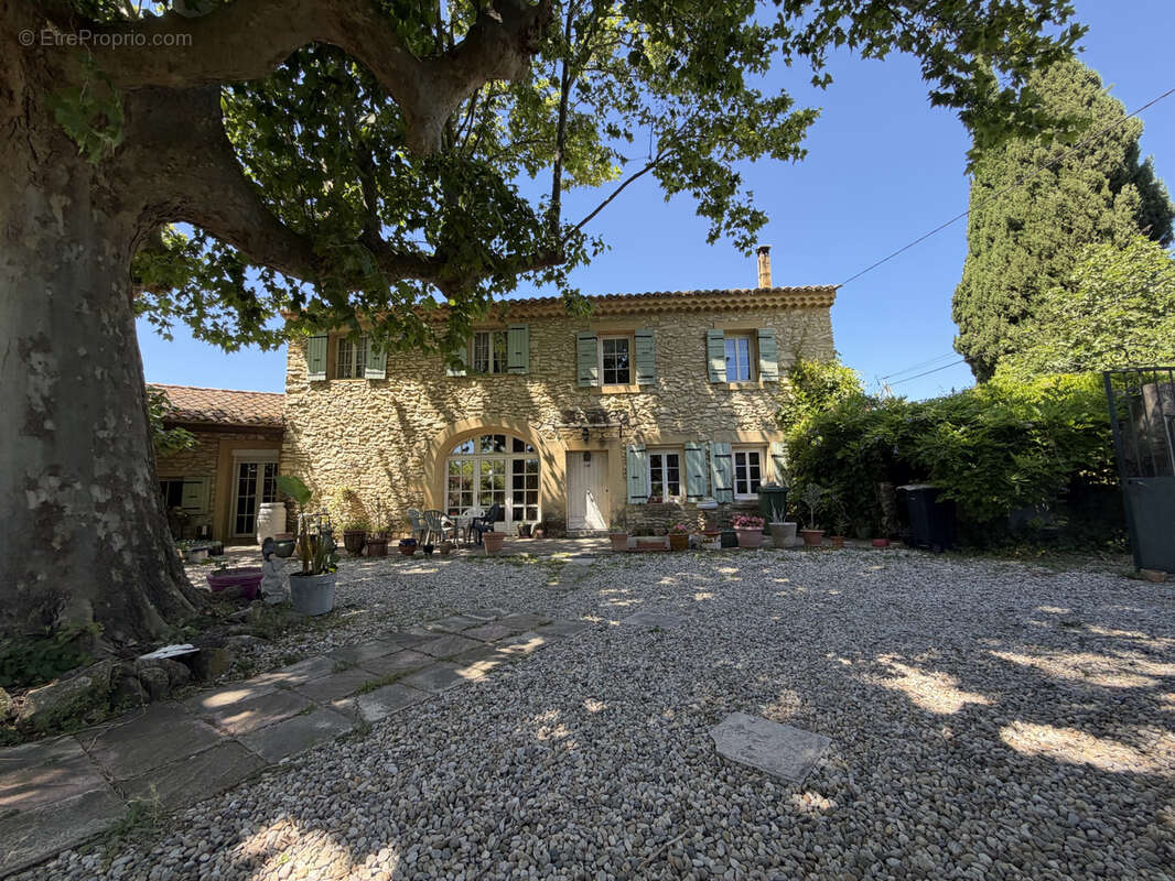 Maison à CADEROUSSE