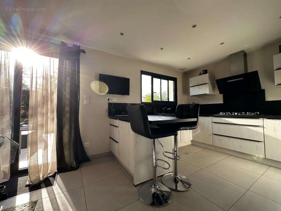 Maison à TREON