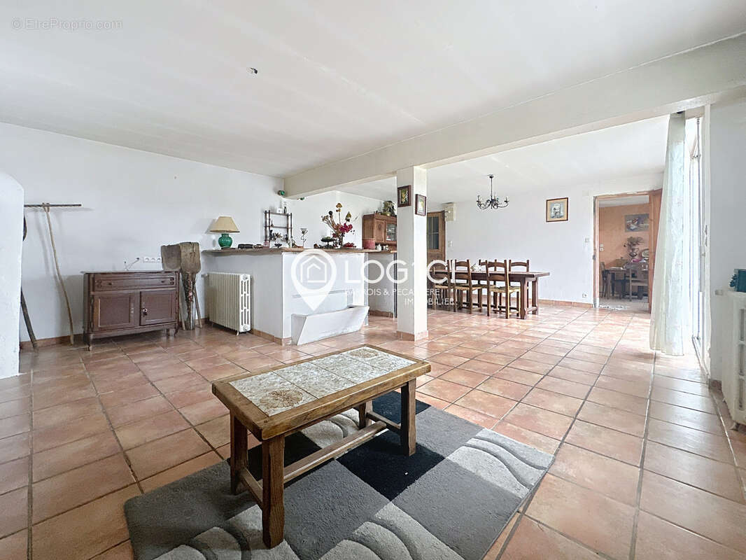 Maison à AUREILHAN