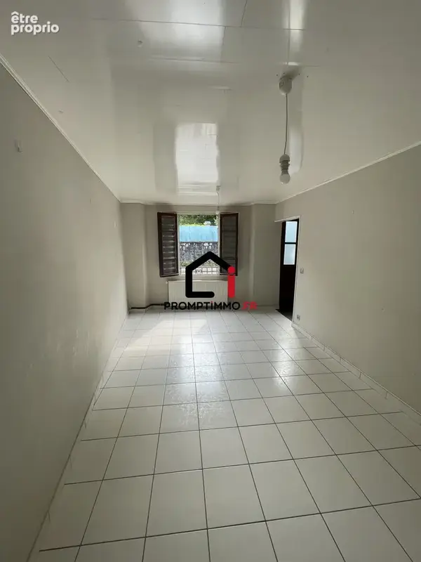 Maison 65 m² à Saint-Leonard-De-Noblat  - photo 7