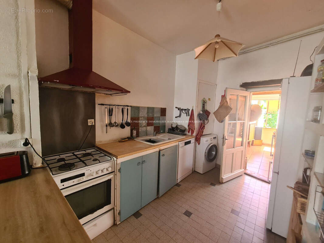 Maison 136 m² à Valreas  - photo 8