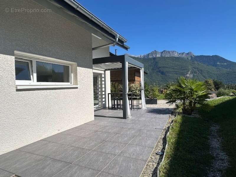 Maison à LATHUILE