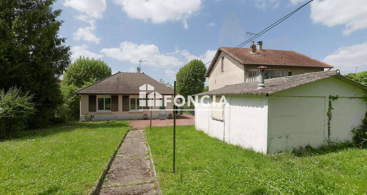 Maison à BALLANCOURT-SUR-ESSONNE