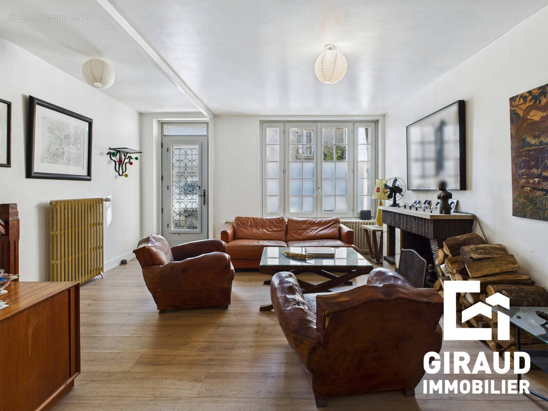 Maison à FONTENAY-LE-COMTE