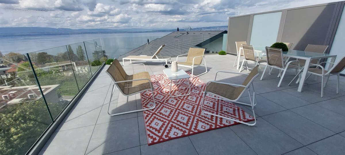 Appartement à EVIAN-LES-BAINS
