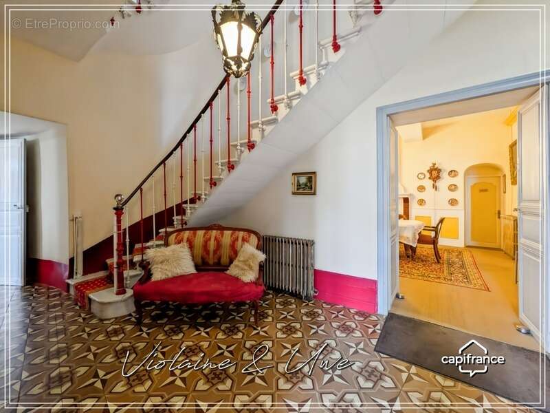 Maison à AZILLE