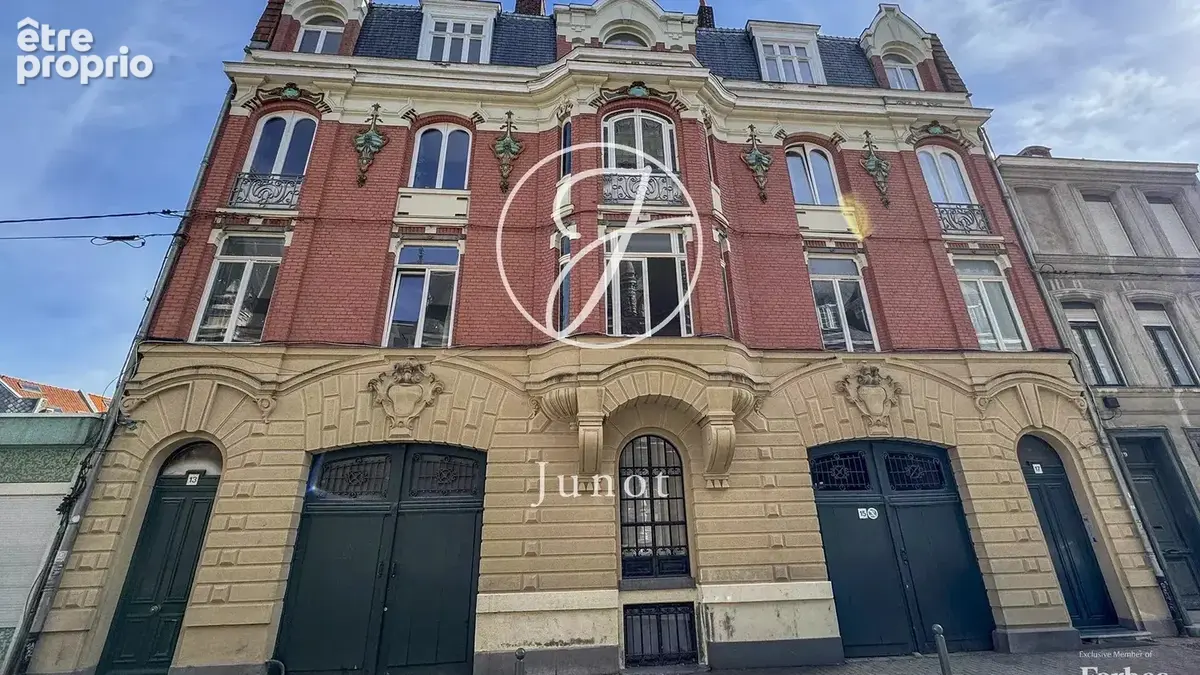 Lille - SAINT MICHEL - Appartement - 2 pièces - 48m² - Parking  - - photo 2