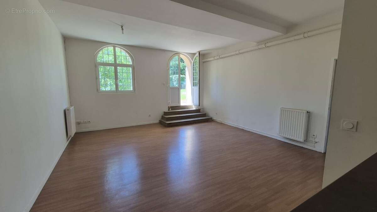 Appartement à CARBON-BLANC