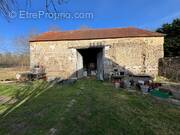 Terrain à SAINT-MAURICE-MONTCOURONNE