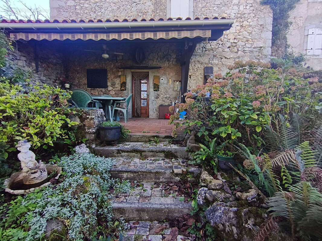 Demeure du xviii a lescure - photo 10