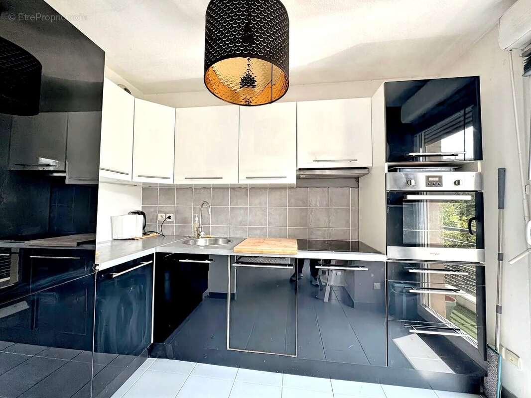 Appartement à MARSEILLE-13E