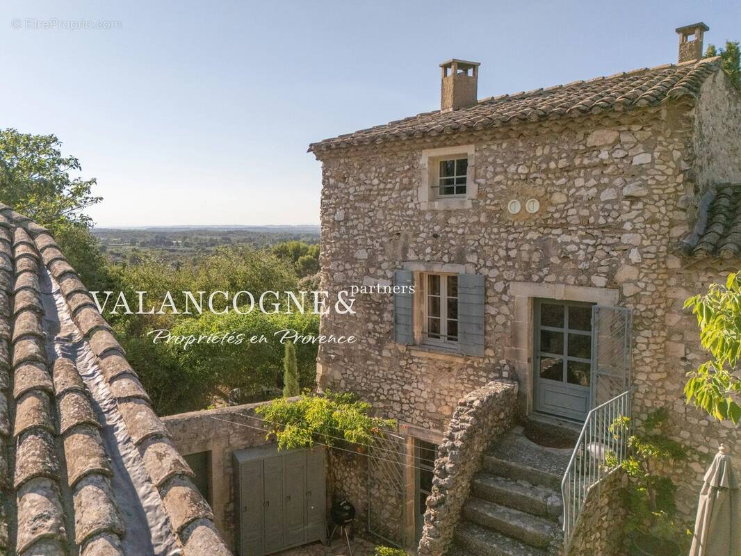 Maison à EYGALIERES