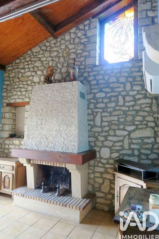 Photo 6 - Maison à VALDIVIENNE
