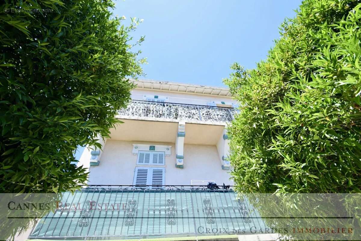 Appartement à LE CANNET