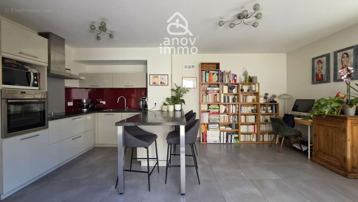 Appartement à GIERES
