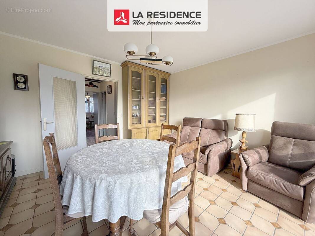 Appartement à VELIZY-VILLACOUBLAY