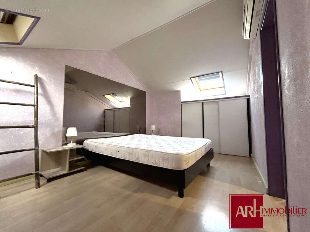 Appartement 80 m² à Saint-Paul  - photo 8