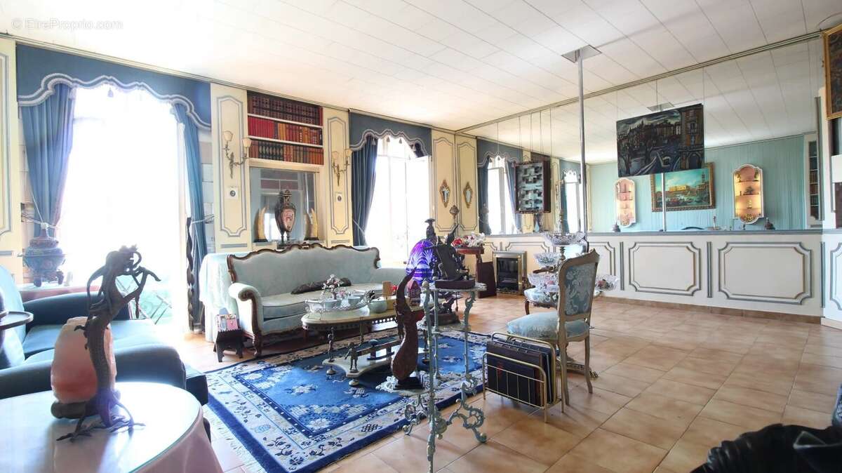 Grand t3 traversant avec garage - photo 2