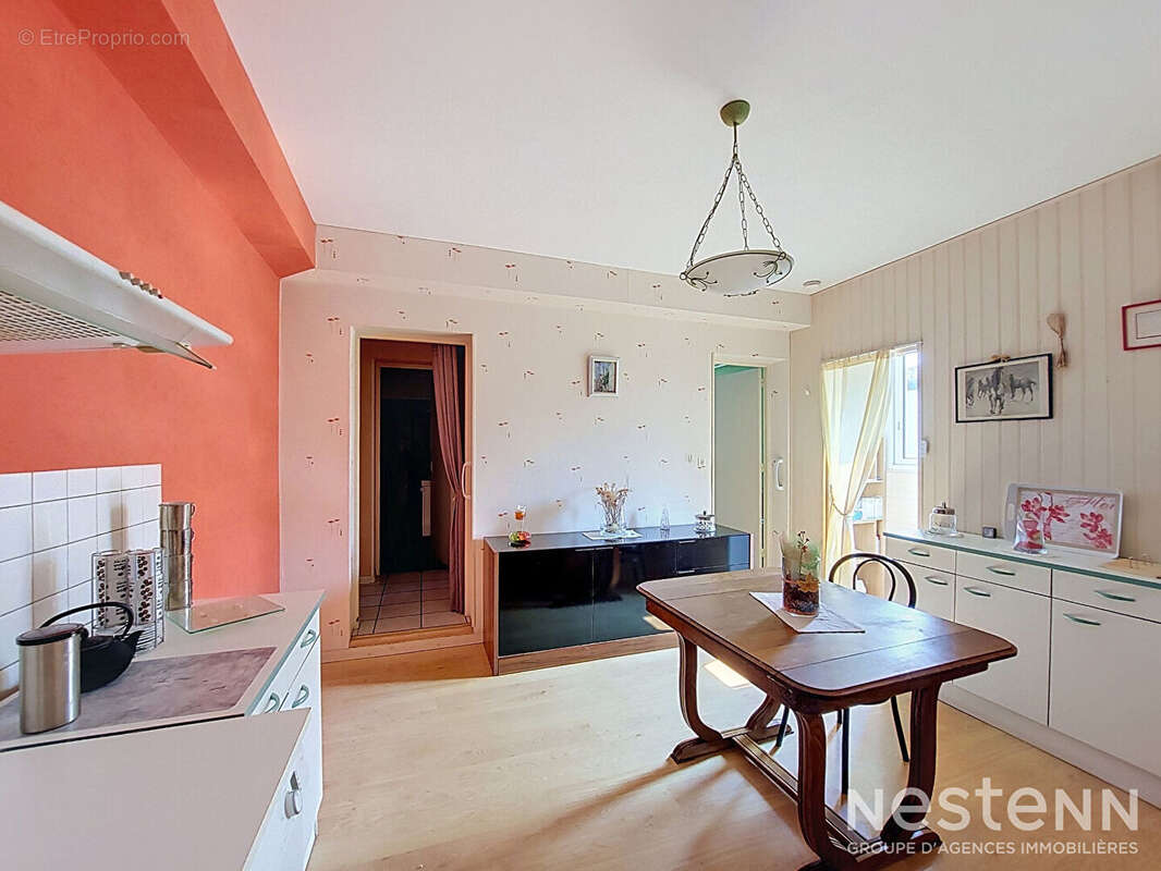 A Vendre Maison de 155 m² avec possibilité de deux habitations et jardin à Condom - photo 9