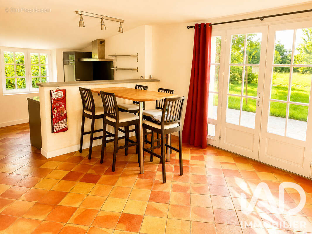 Maison 167 m² à Savignac-De-L'isle  - photo 6