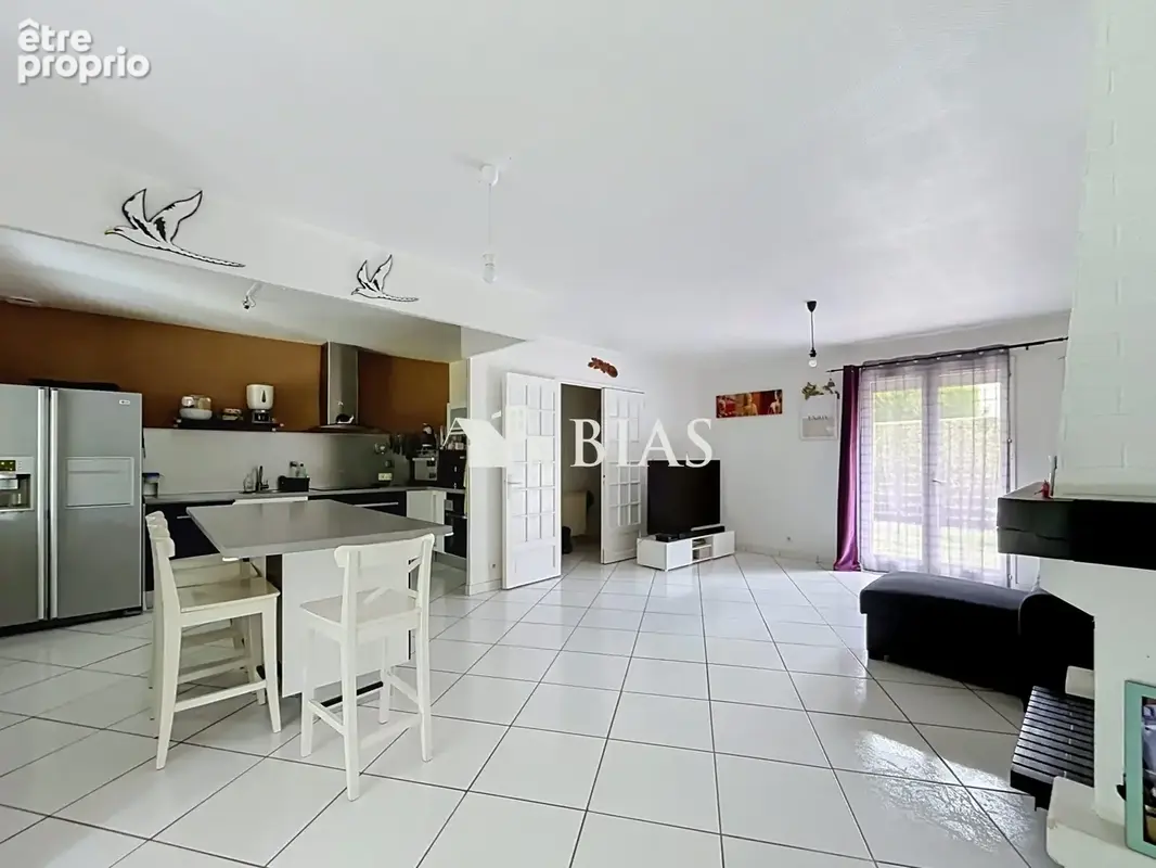 Maison 5 pièces 109 m² à vendre à Notre-Dame-De-Bondeville (76960) - photo 4