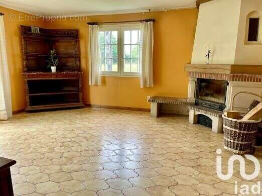 Photo 4 - Maison à CHARMONT