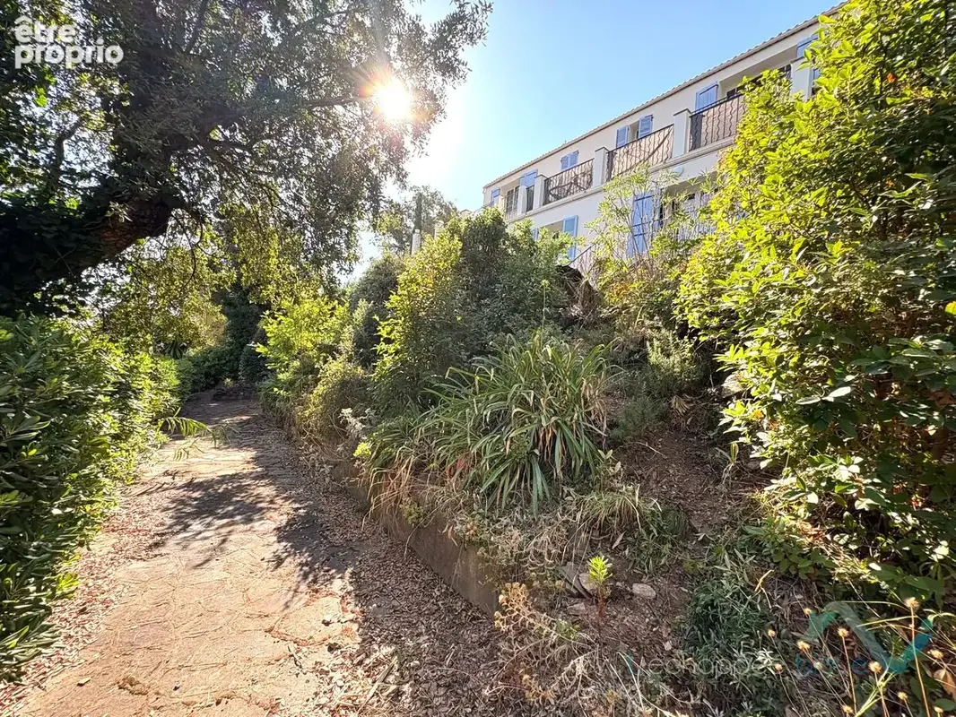 Vente appartement T2 à Cavalaire sur Mer - photo 8