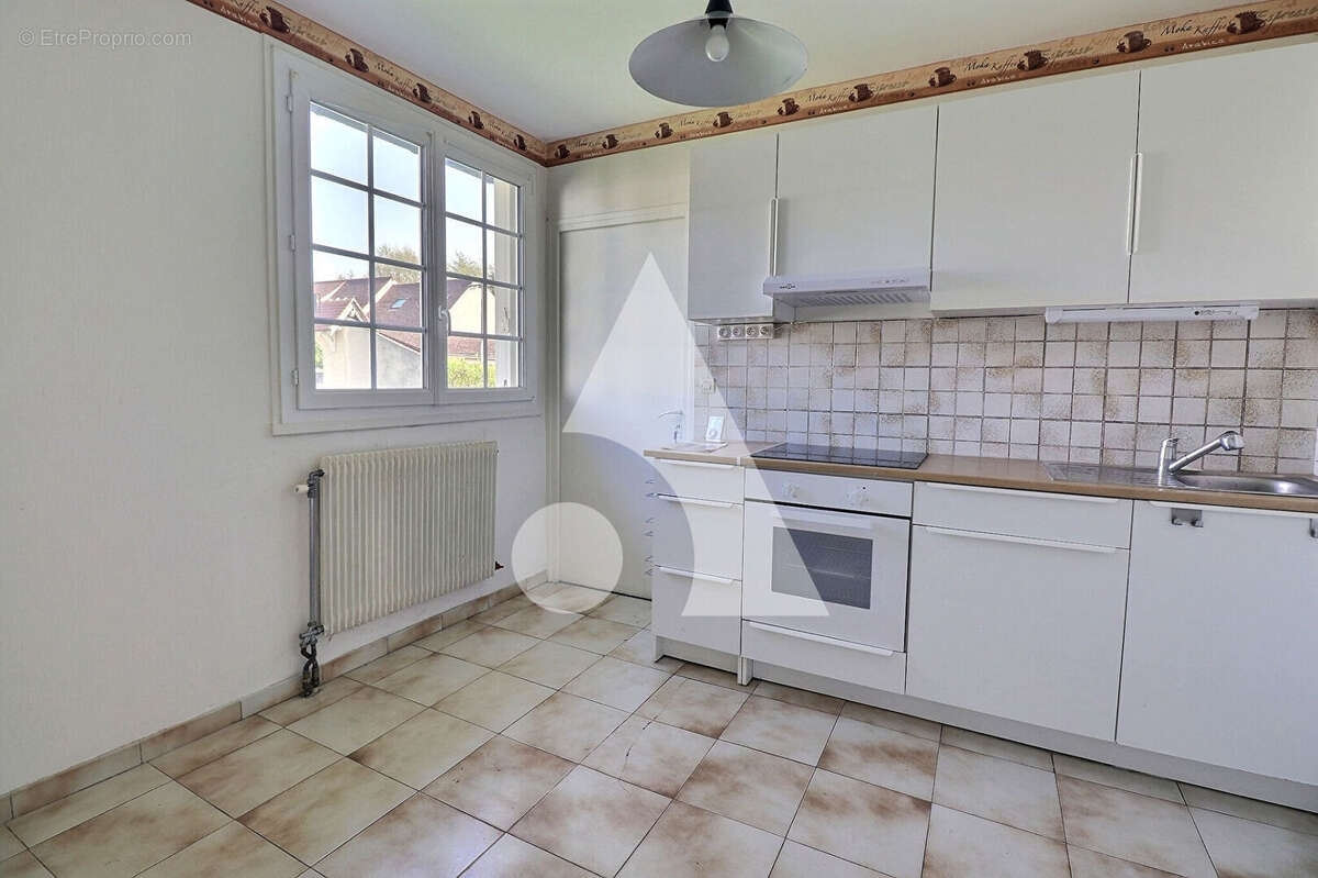 Maison à AUVERS-SUR-OISE