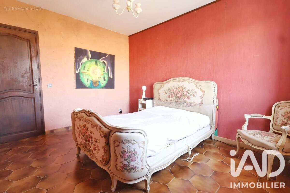Maison 135 m² à La Seyne-Sur-Mer  - photo 9