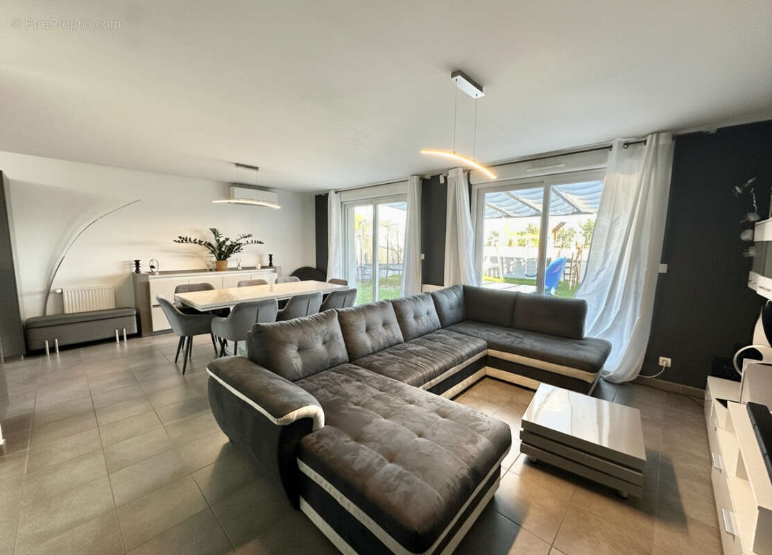 Maison à PIERRELATTE