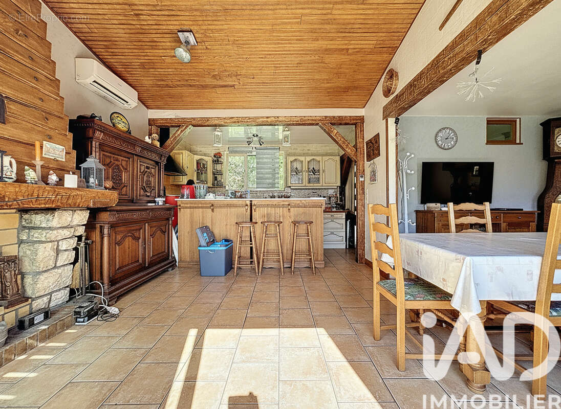 Photo 5 - Maison à SALINS