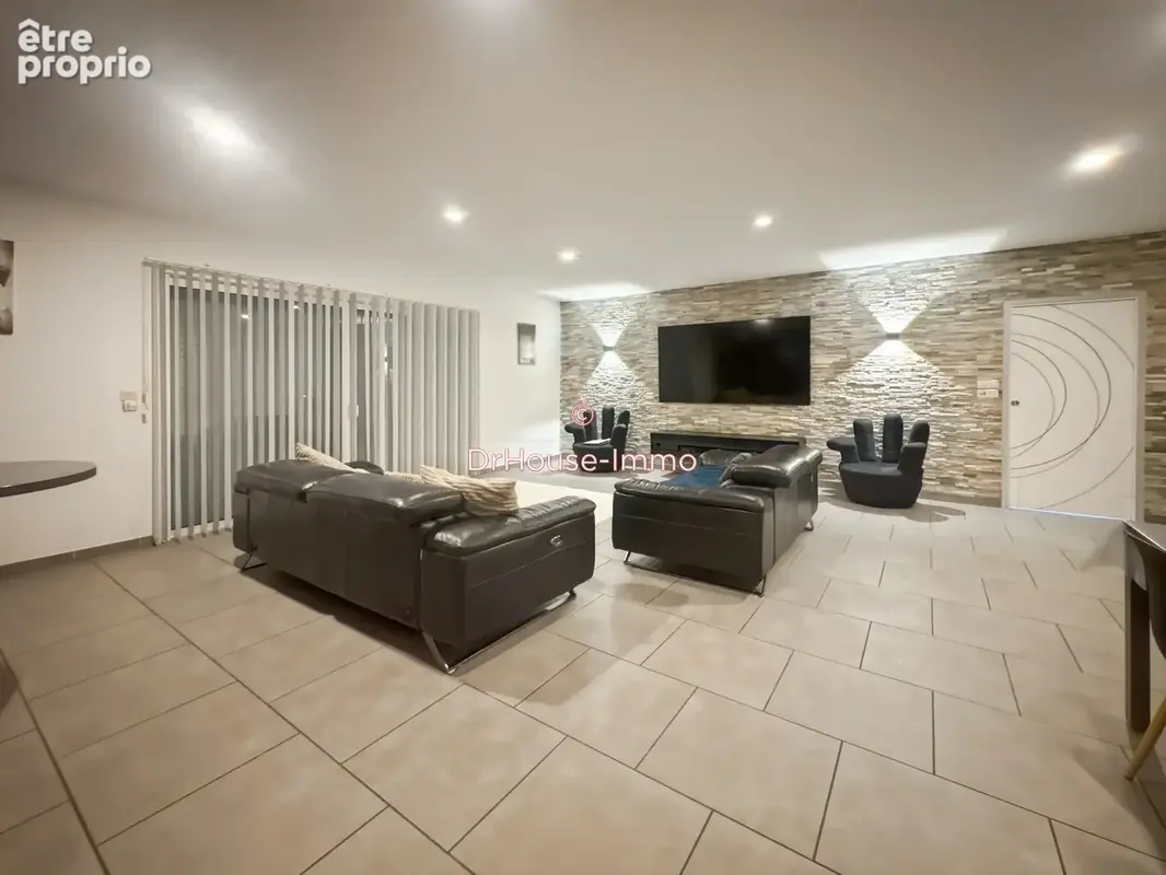Maison 5 pièces 142 m² à vendre à La Suze-Sur-Sarthe (72210) - photo 23