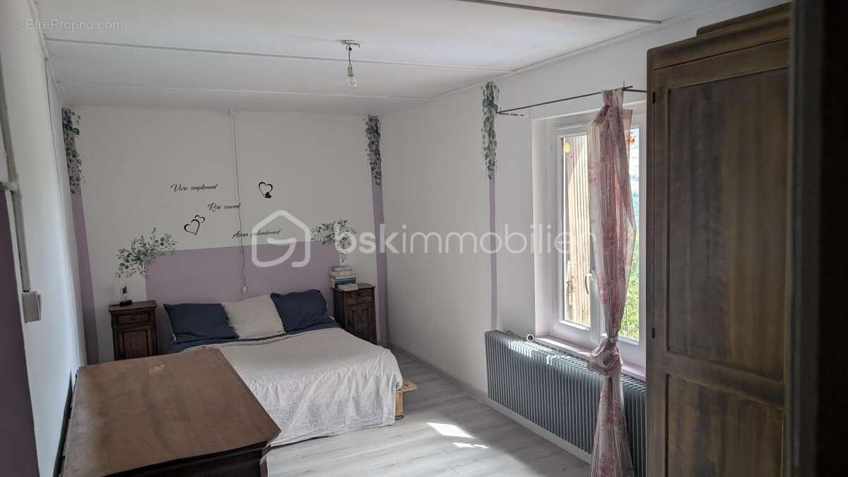 Ferme en U - 138 m² habitables, 4 chambres, jardin et grange - photo 13