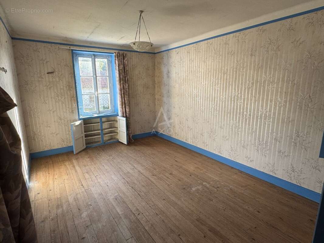 Maison à THAON