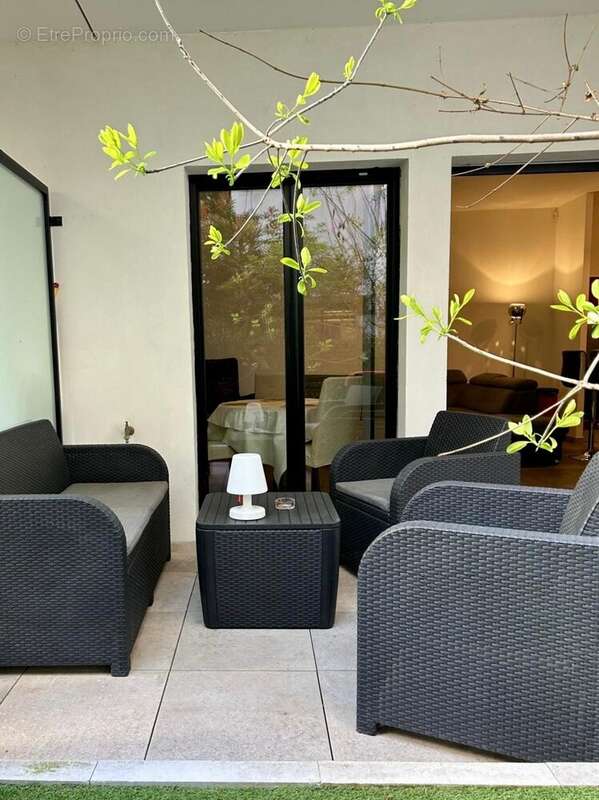 Appartement à SURESNES