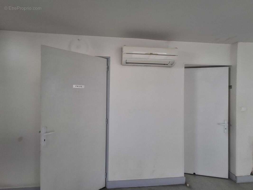 Appartement 200 m² à Cognac  - photo 7
