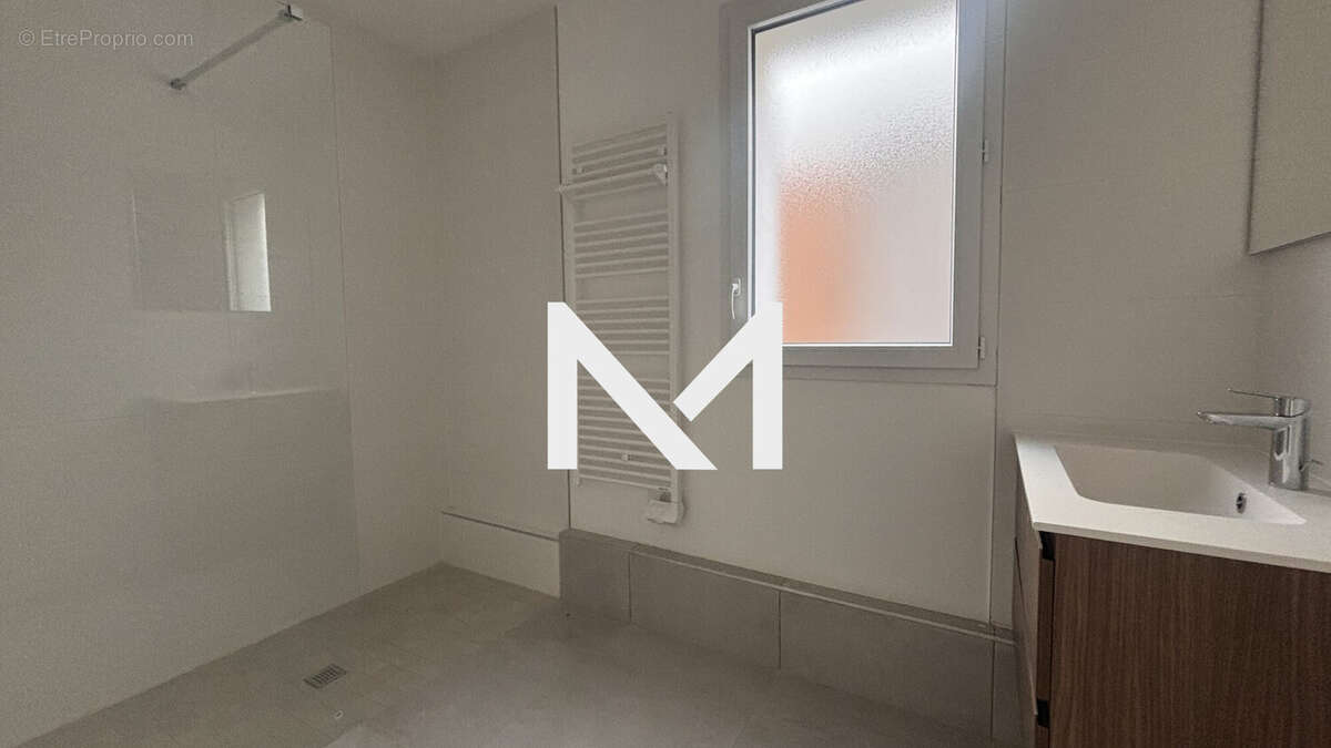 Appartement à MEYLAN