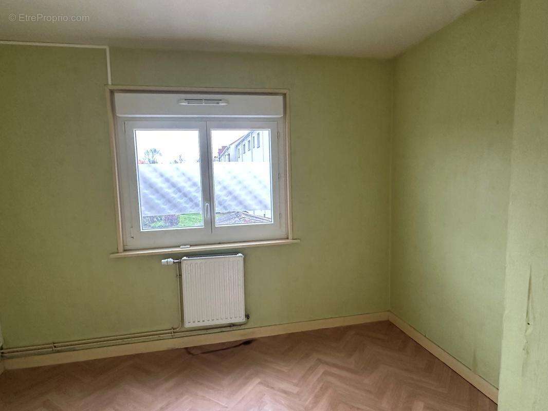 OIGNIES- Maison T3 bis de 70 m² - photo 5
