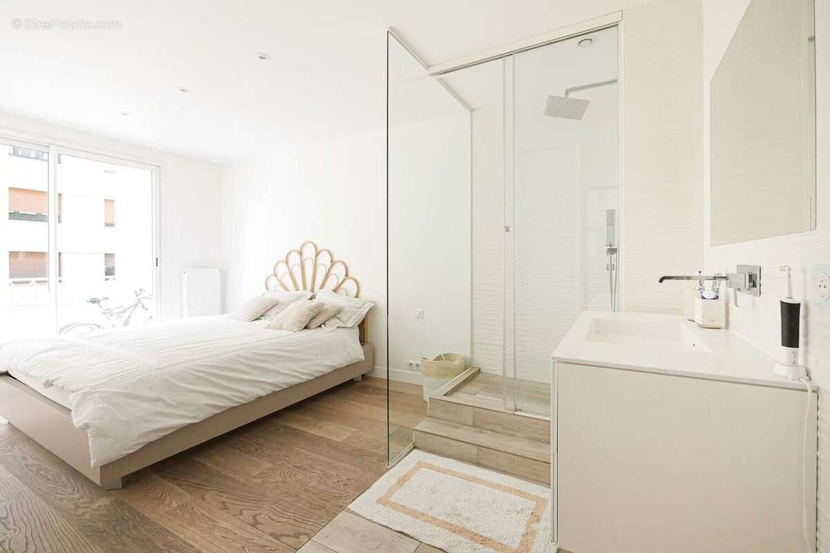 Photo 5 - Appartement à PARIS-16E
