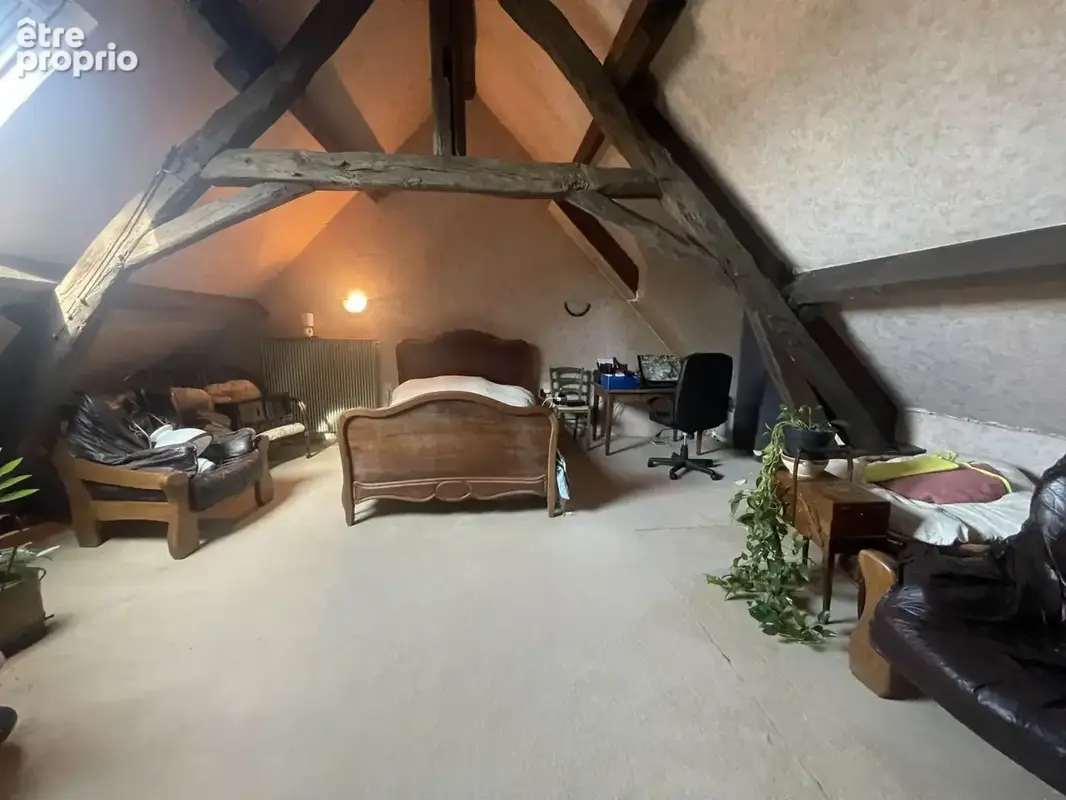 Propriété sur 2,4 hectares entre LIGNIERES  SAINT AMAND - photo 9