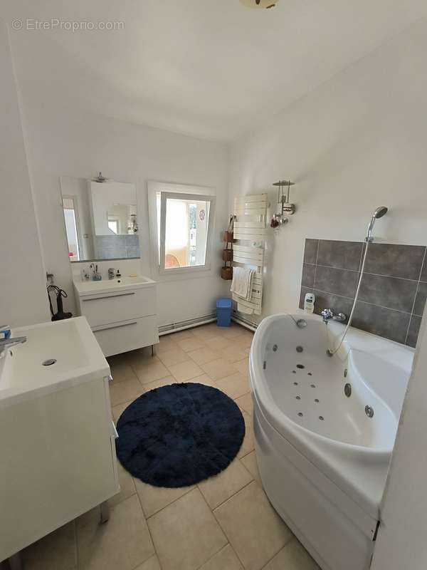 Belle maison de 240 m2 sur terrain de 1200m2 - photo 6