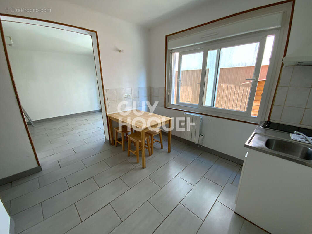Appartement Saint Nazaire 1 pièce(s) 29.91 m2 - photo 5