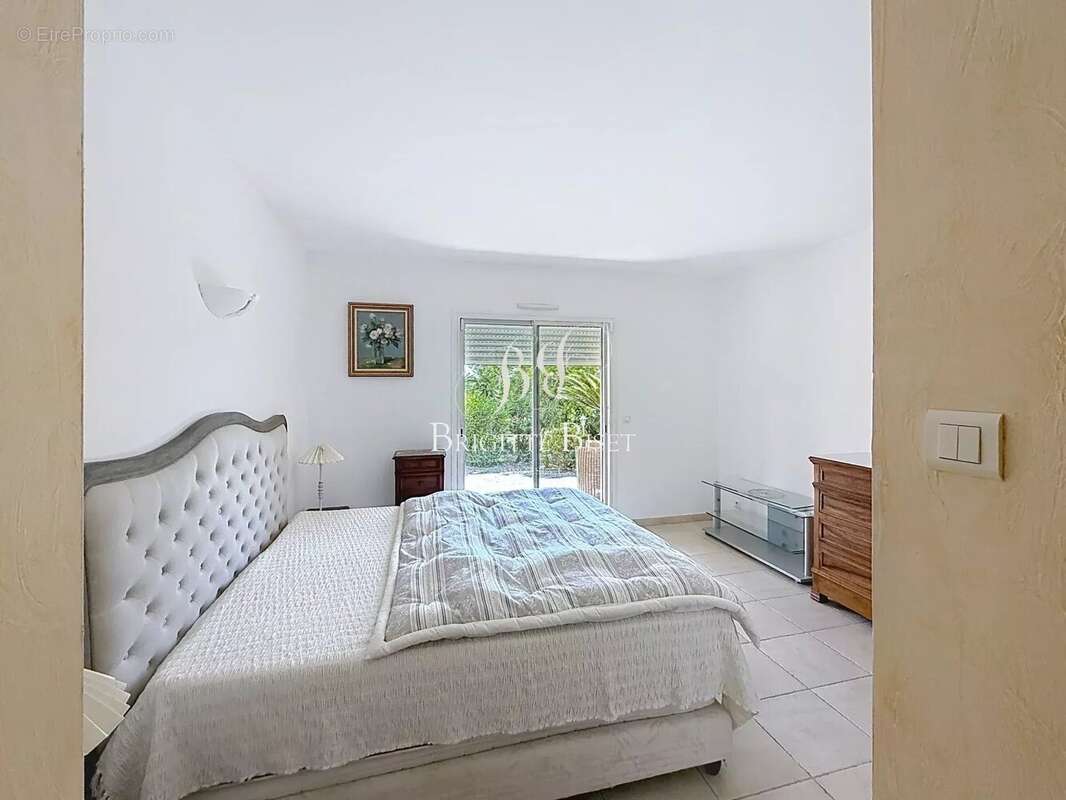 Villa à vendre à Sainte Maxime la Croisette - photo 14