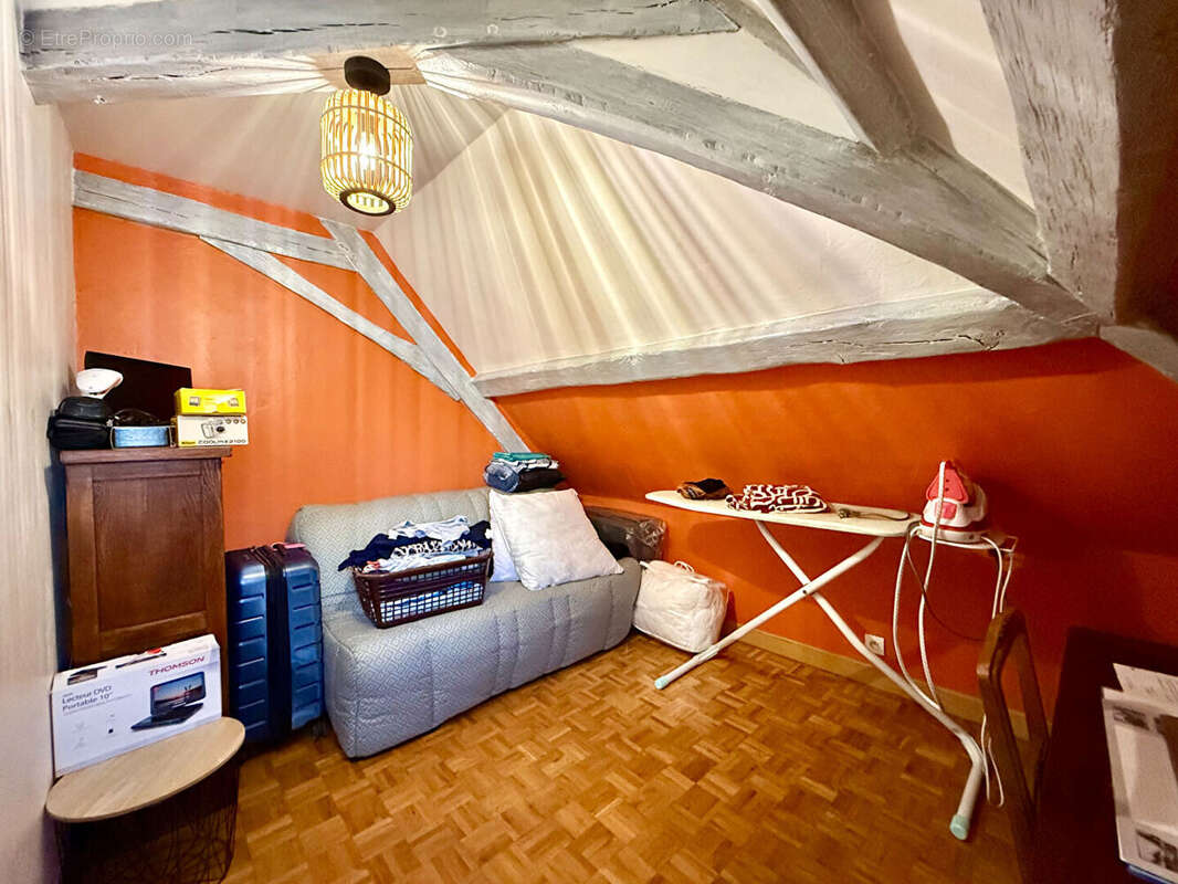 Maison à SAINTE-GENEVIEVE