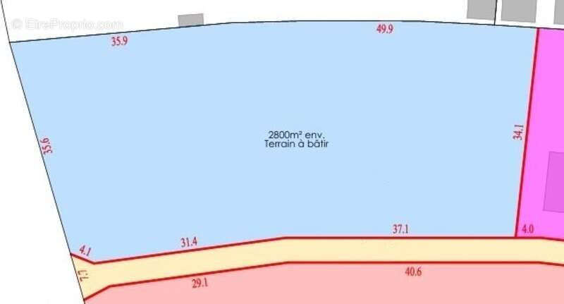Terrain à SAINT-SAVINIEN