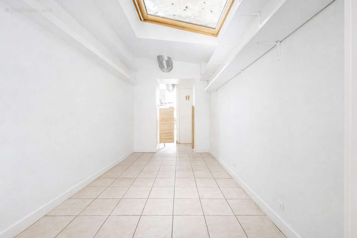 Autre à PARIS-18E